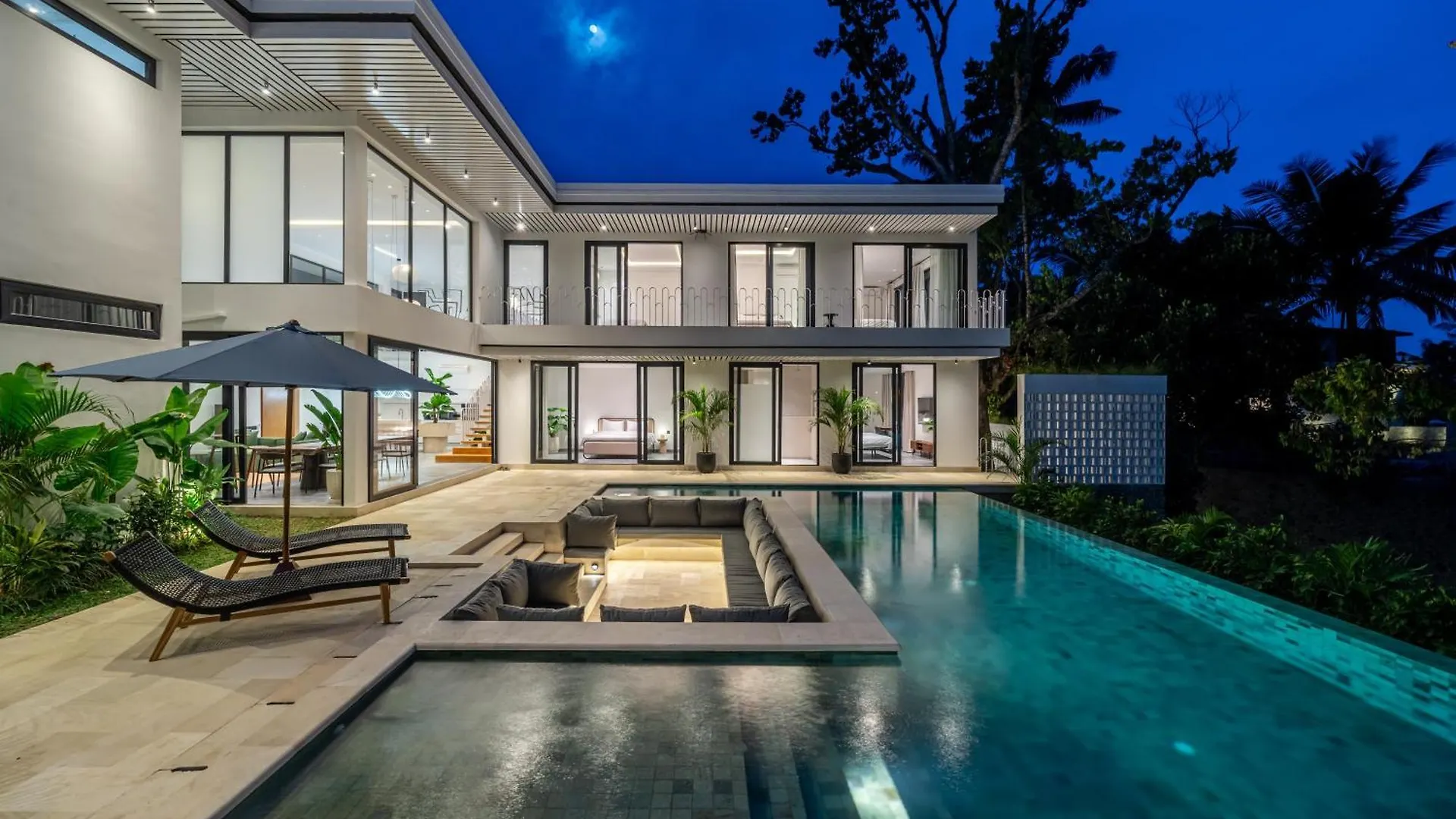Stunning New Villa With Expansive Living And Jaw-Dropping Views! Ubud   Ubud (Bali)